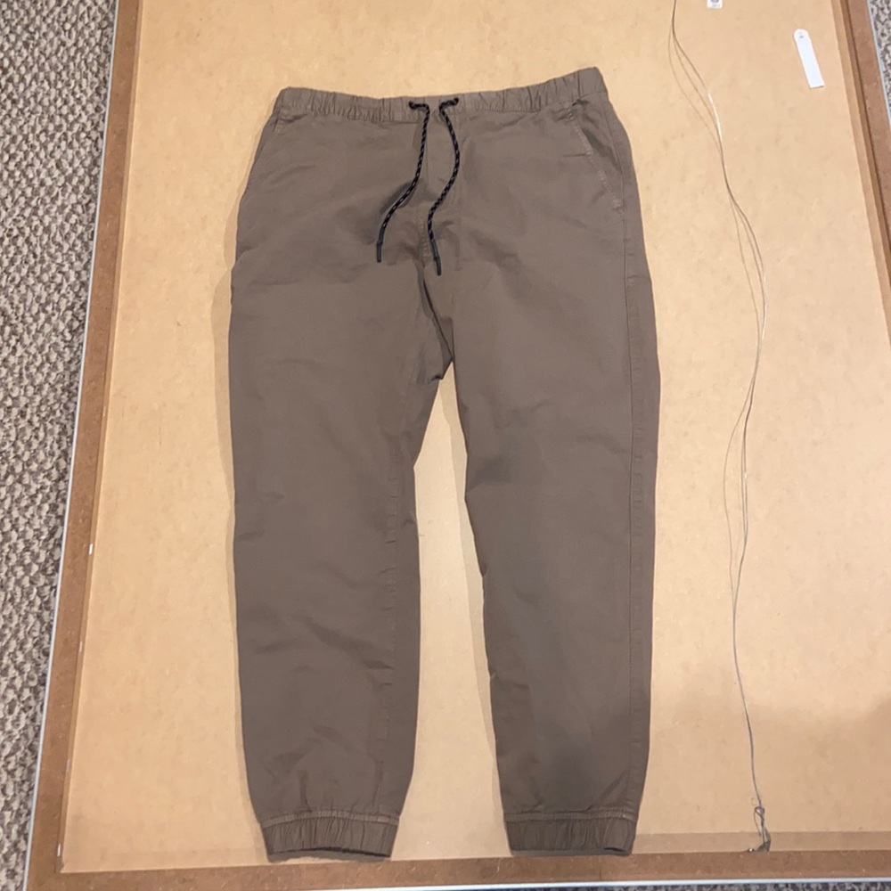 AE Trekker Jogger